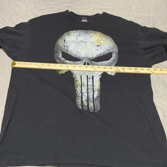 Punisher men’s tshirt size X-Large - Picture 7 of 8